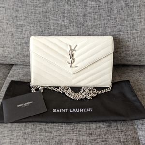 UNBRANDED Chevron Large Wallet on Chain WO…